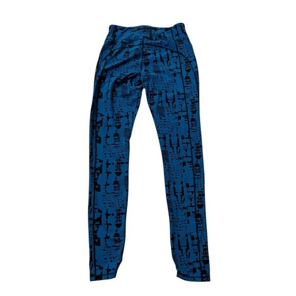 CAbi S Blue Abstract Print Camouflaged Activewear Leggings Back Zipper Pocket - Picture 3 of 7